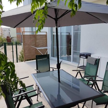 Las Brisas Garden Apartment Burgas City Exterior foto